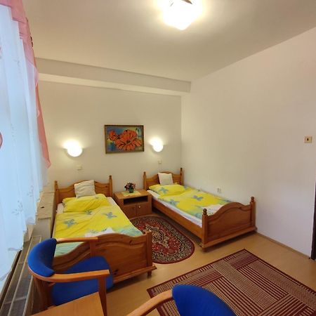 Hotel Vysehrad Turčianske Teplice 外观 照片