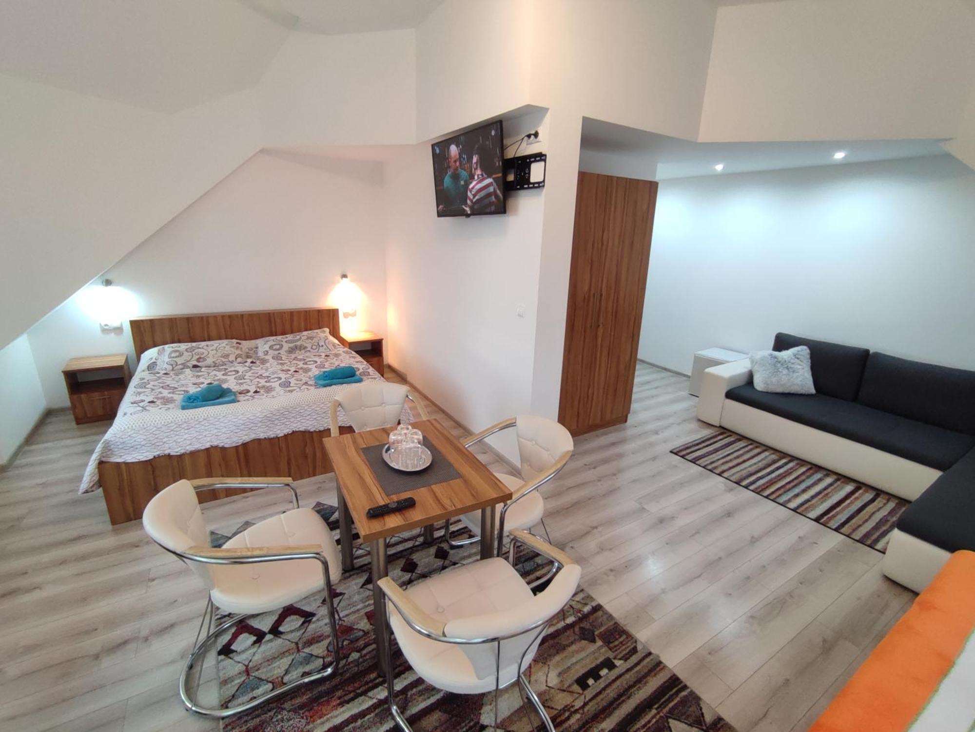 Hotel Vysehrad Turčianske Teplice 外观 照片